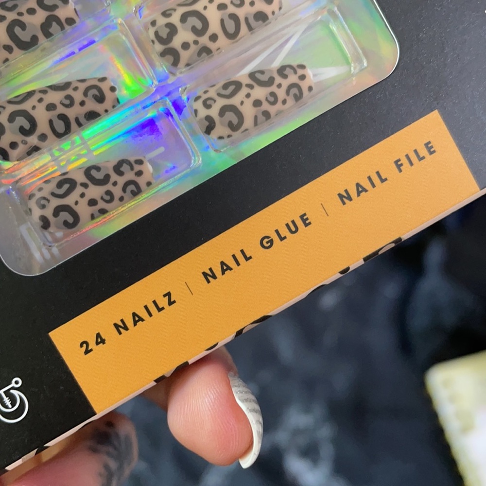 Rave Nailz - Leopard Print Wild Instinct Nails - Picture 3 of 3